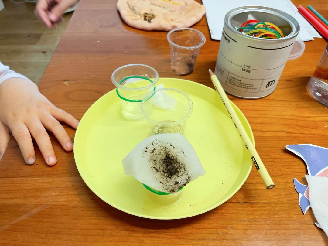 孩子经常提问我该怎么办,孩子问什么都不说怎么沟通