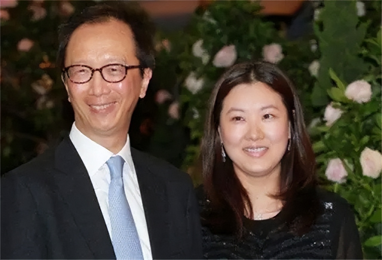 香港财神爷梁锦松与伏明霞的爱情故事