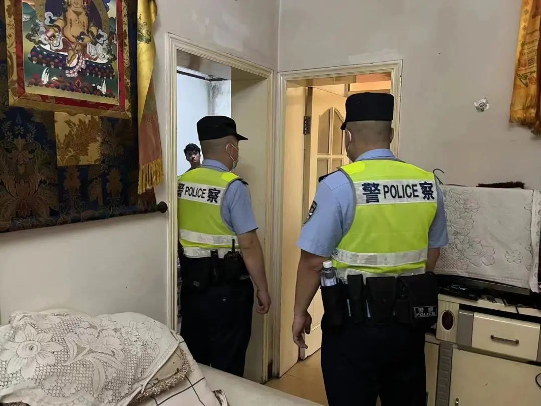 鎴愰兘姝︿警鍏畨鐧炬棩琛屽姩,鎴愰兘甯傛渚尯鍏畨琛屽姩