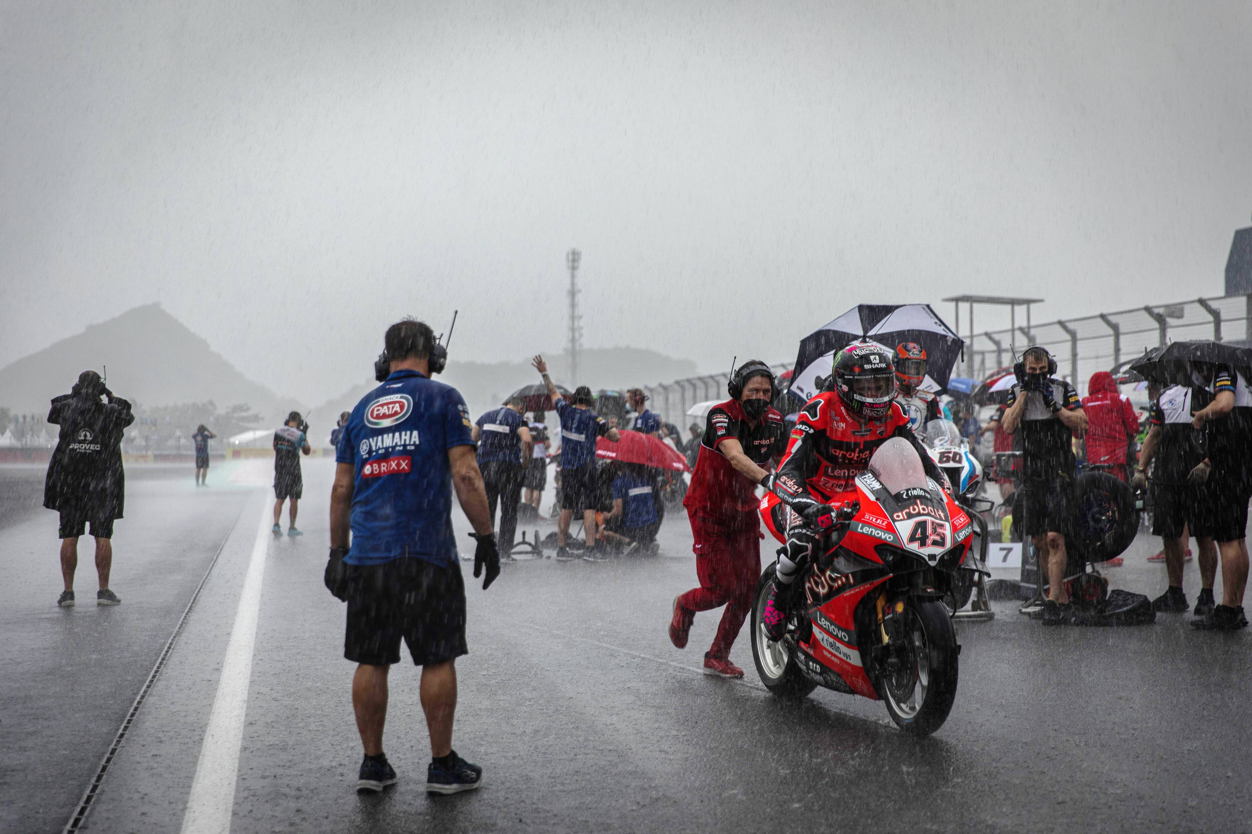 wsbk2021正赛印尼站,wsbk2020比赛视频