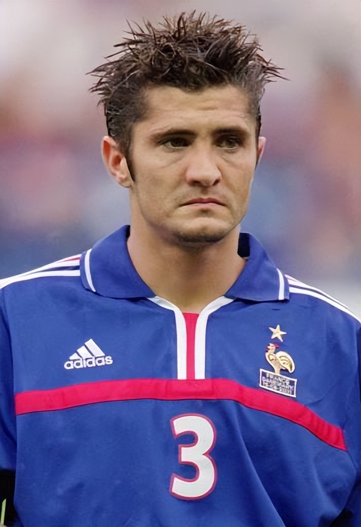 世界公认十大顶级左后卫,当今足坛十大左后卫