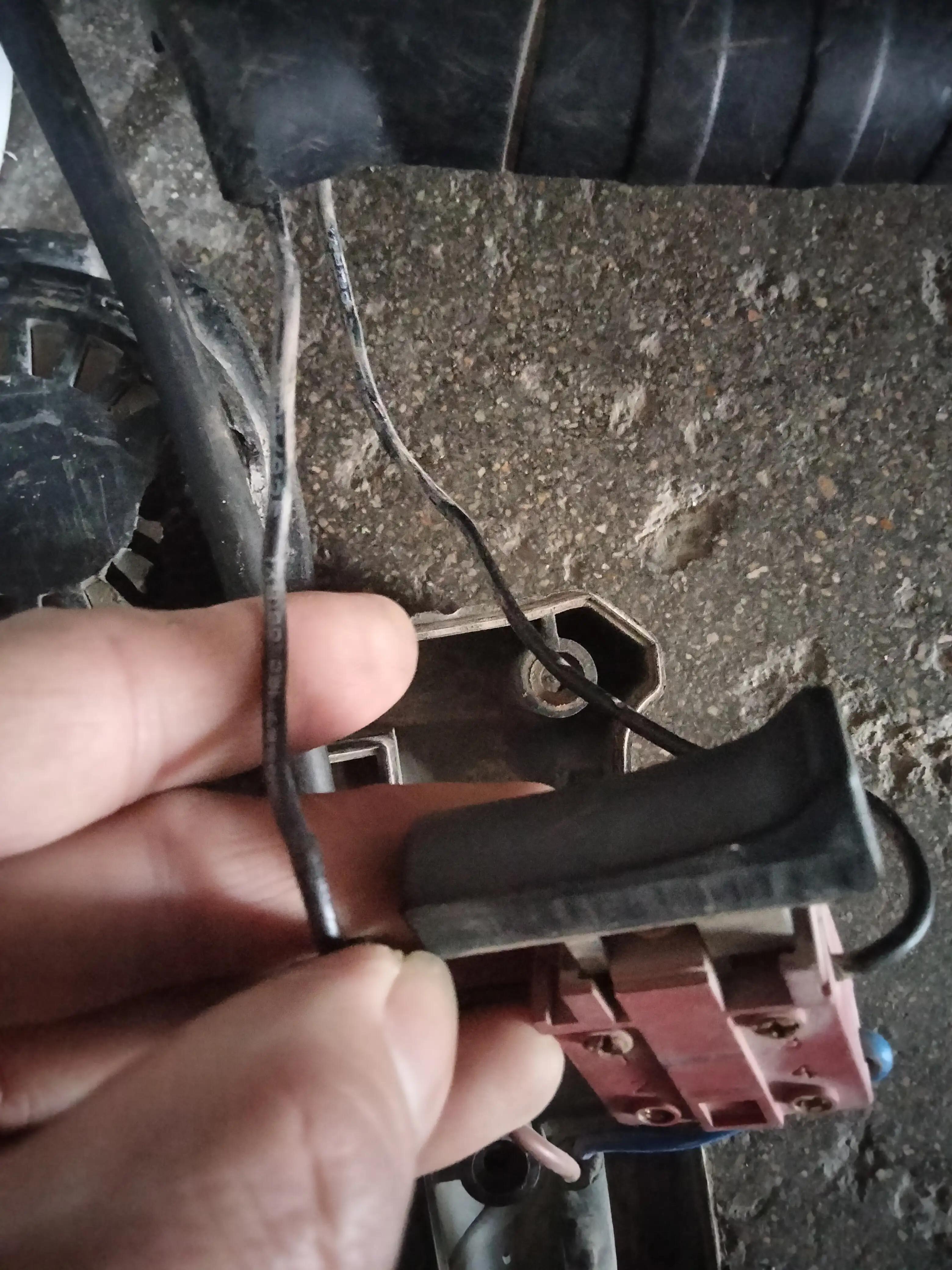 电锤的开关只有两个接线柱怎么接,两用电锤开关接法