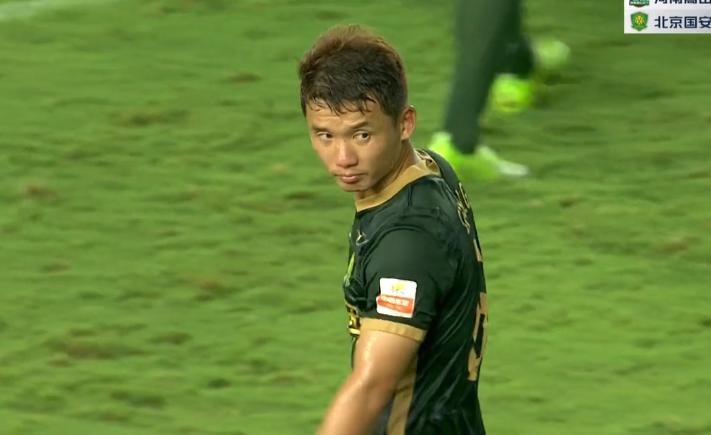 中超积分榜：北京国安0-3惨败跌至第8！黑马球队主场大胜稳居前3