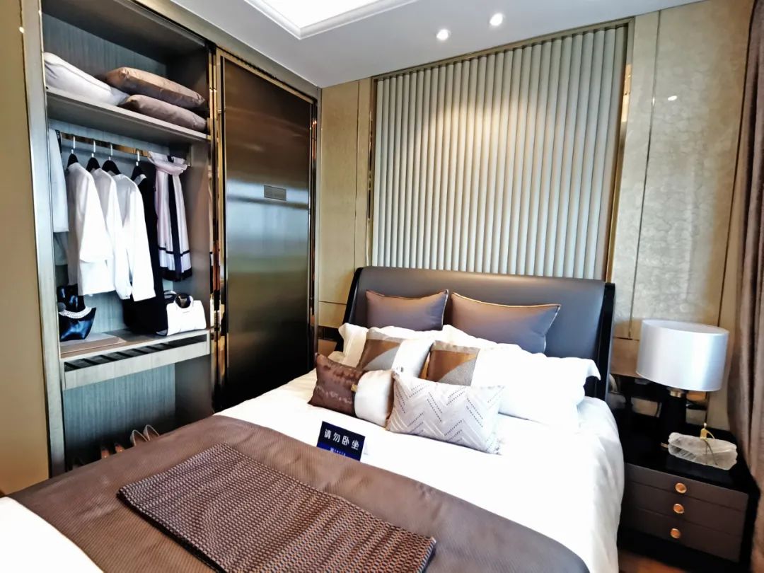 金湾崇峰壹号院最新消息,金湾崇峰壹号院当年的房价