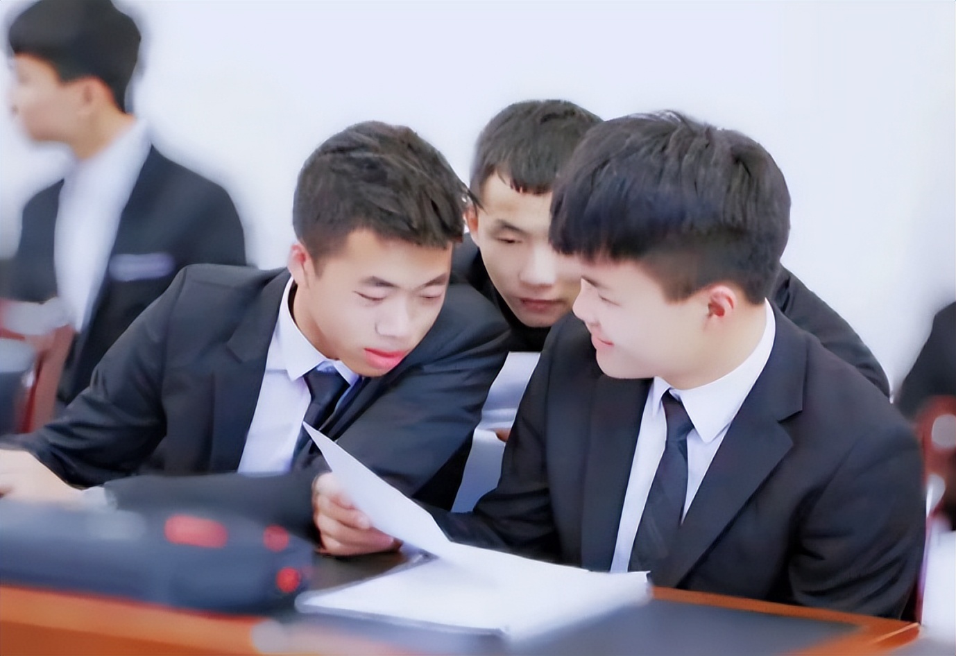 大学生辞职信,大学学生辞职信