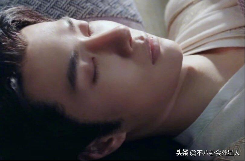 假双眼皮的明星,明星的假脸