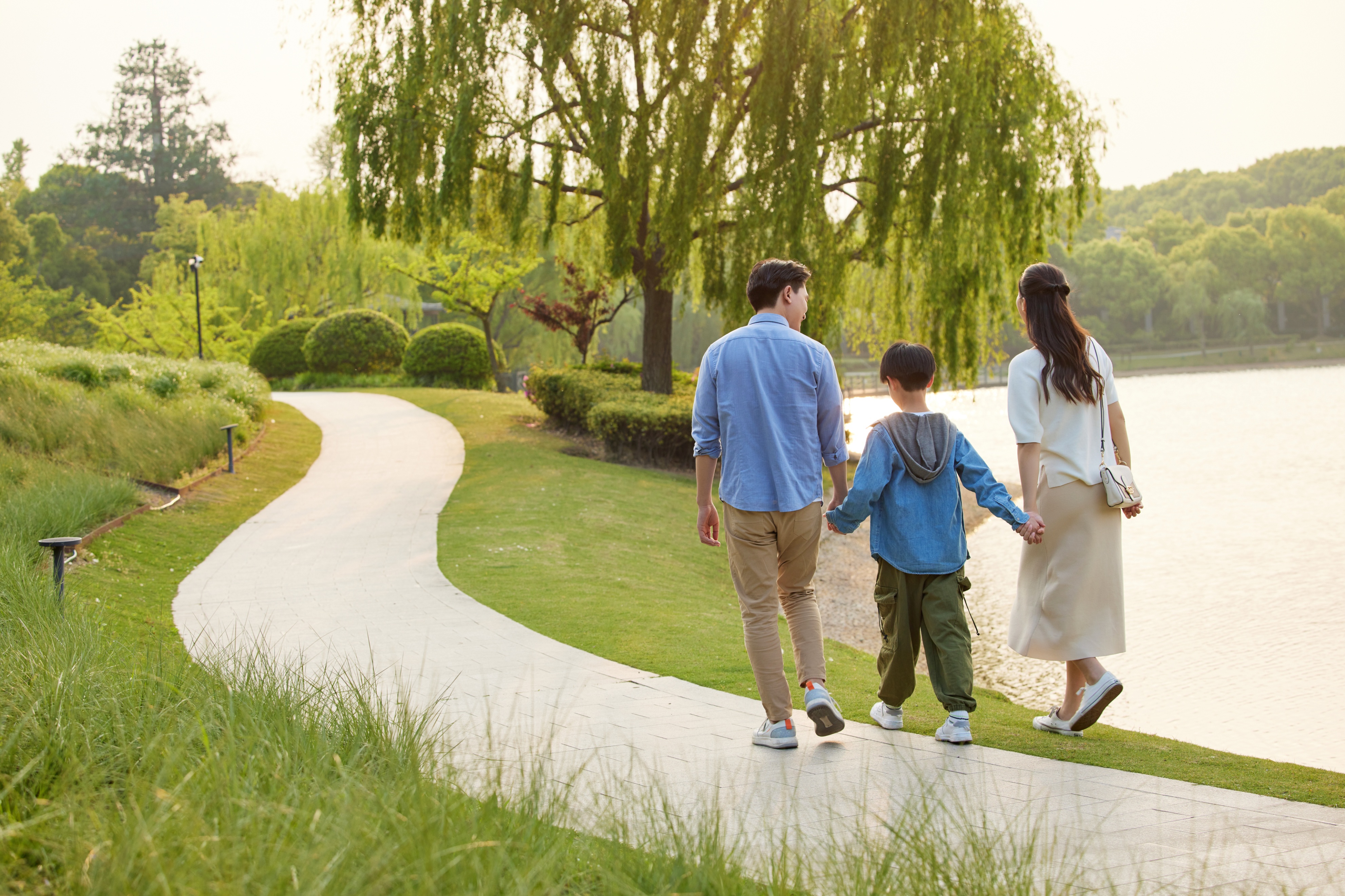 孩子到了青春期父母应该注意什么,孩子到青春期父母需要注意什么