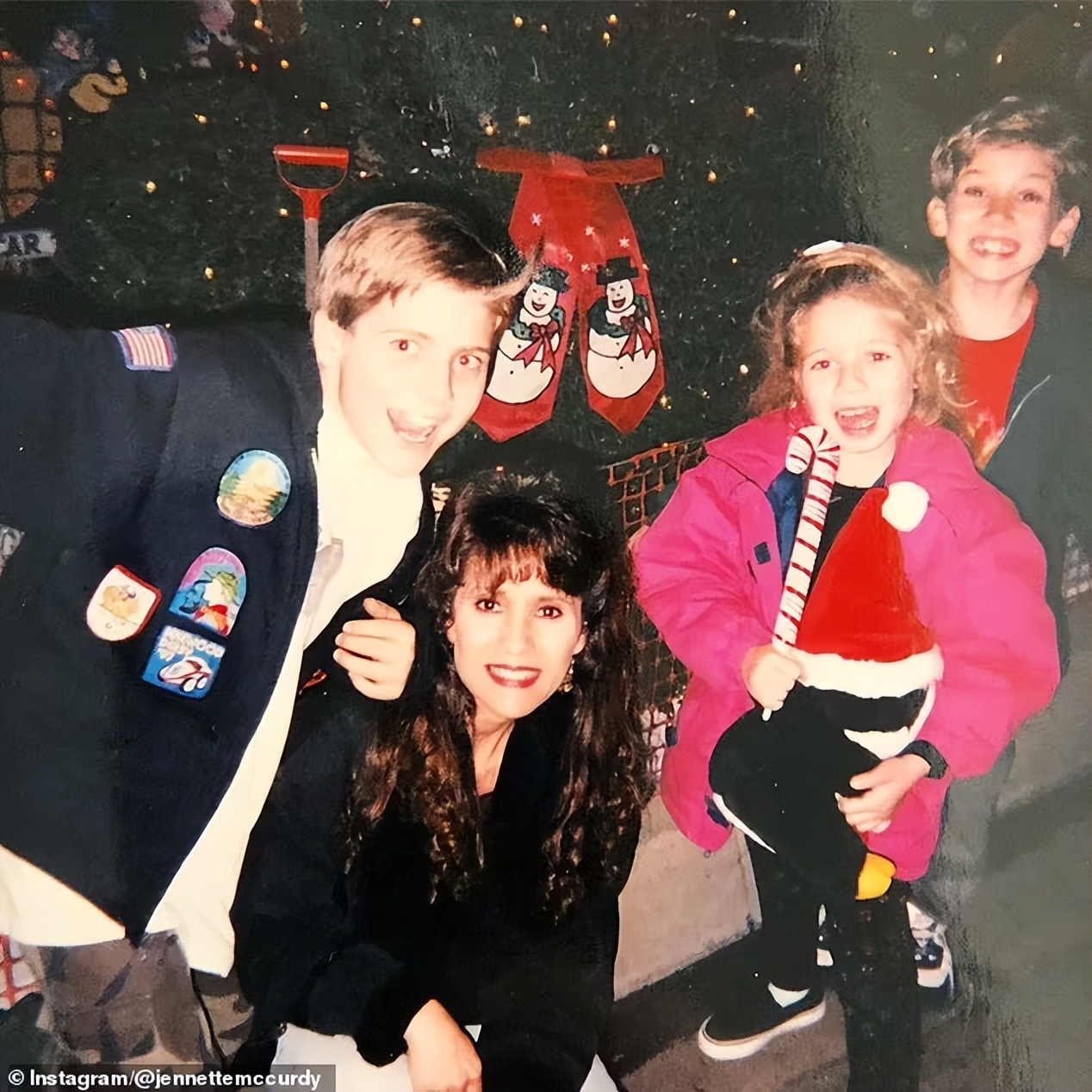 6岁童星被父母当摇钱树,欧美童星被父母当成摇钱树