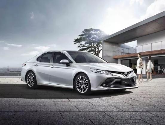 丰田凯美瑞最大气的一款,第九代凯美瑞和第八代凯美瑞区别