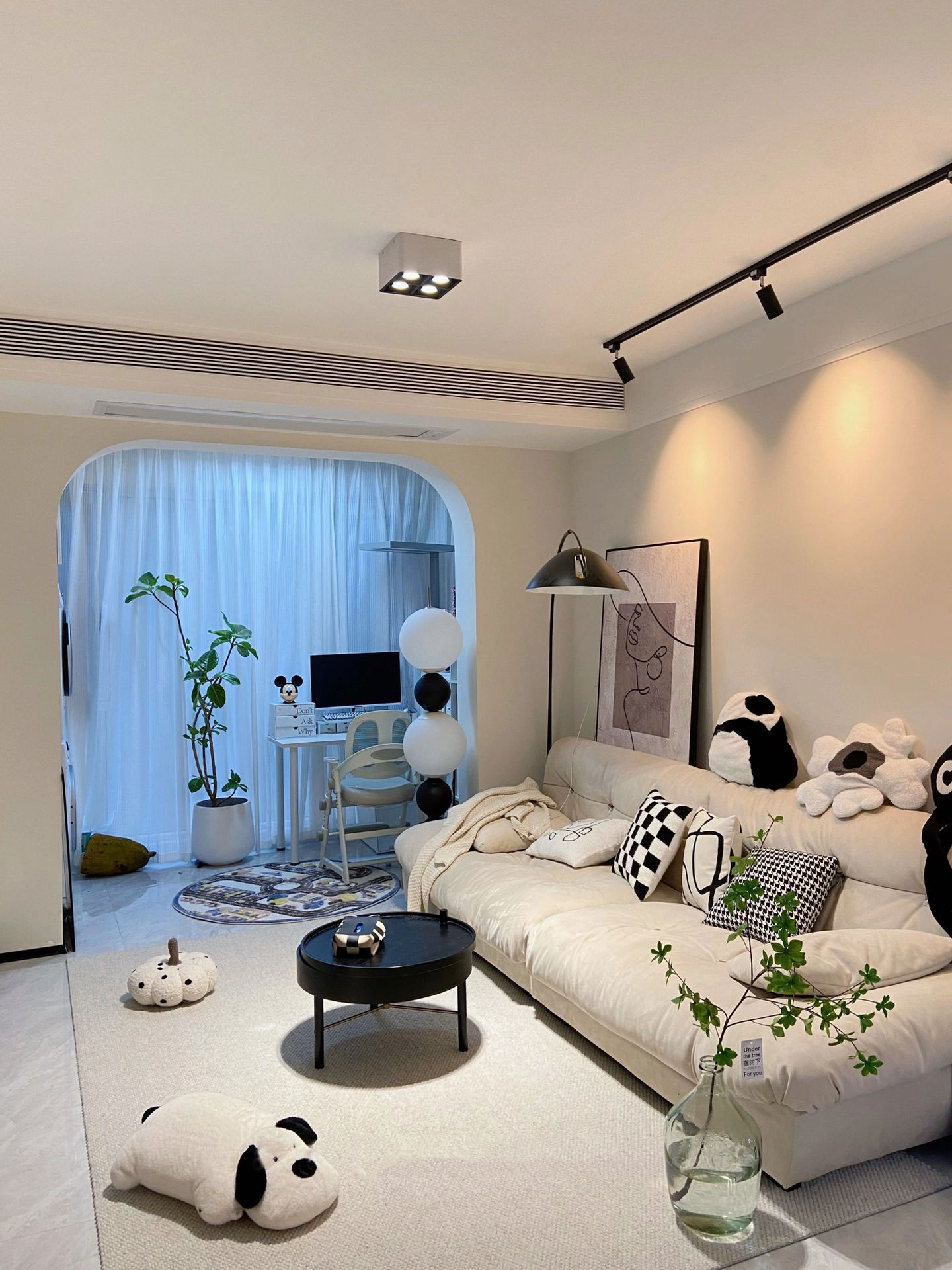 安徽女主晒出89㎡新家，因太会布置而走红，堪称“装修教科书”