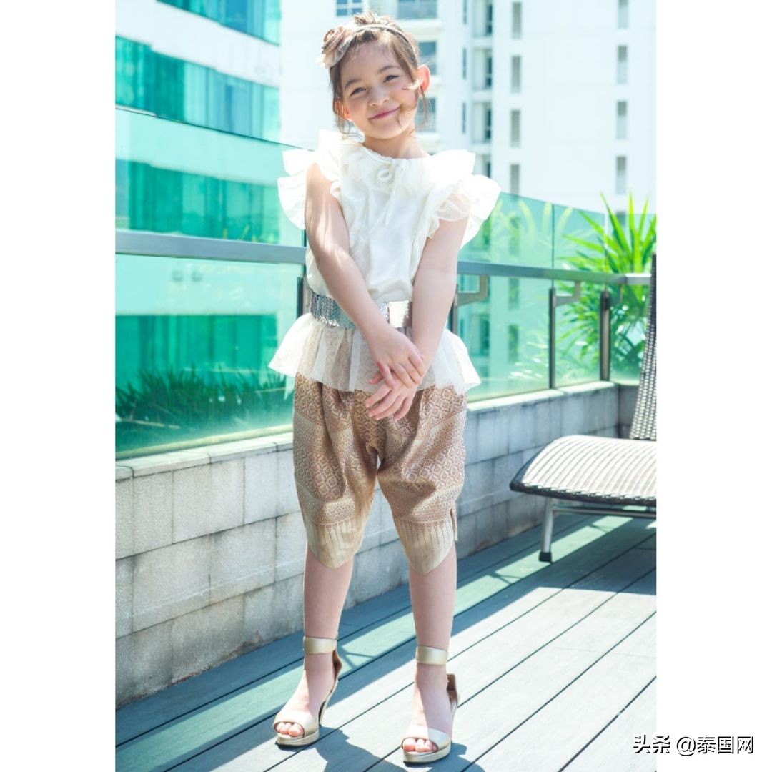 鍎跨娉板浗椋庢儏瑁呮壆,娉板浗鍎跨閫犲瀷