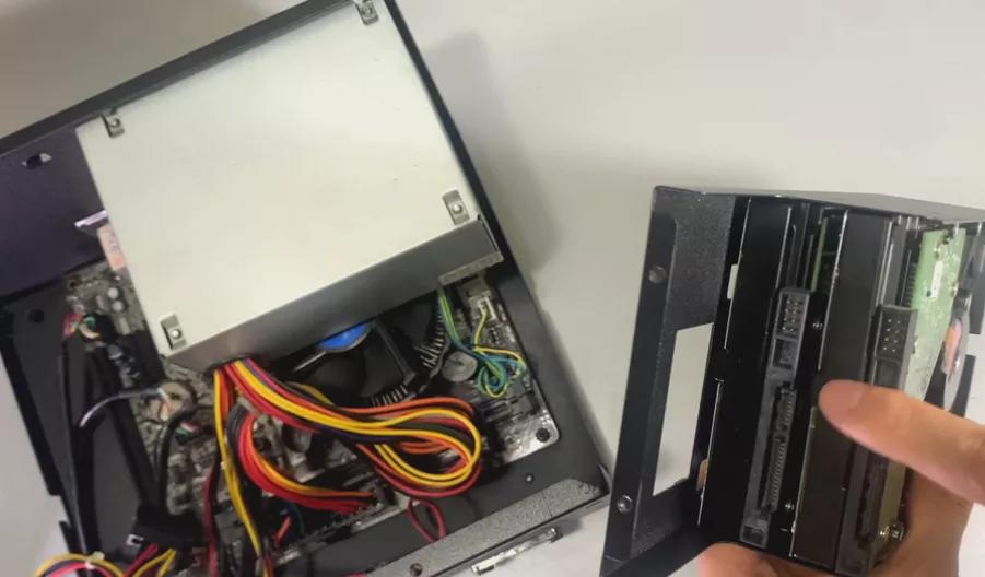 300元机箱性价比最高,300元rog机箱推荐