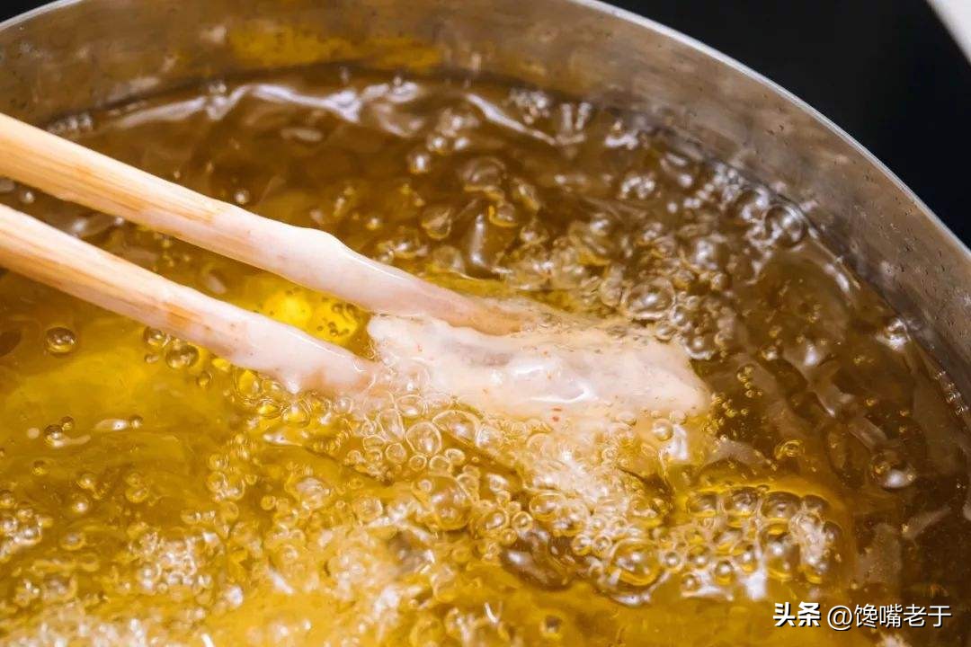 炸虾的油如何去腥,炸虾炸鱼的油处理