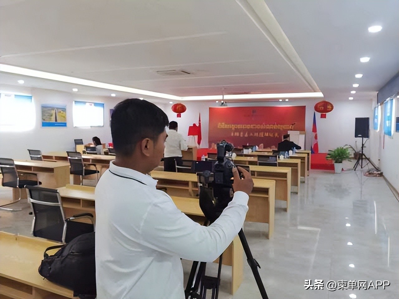 通晓三国语言，中国留学八年！新金边国际机场项目上的柬埔寨小哥