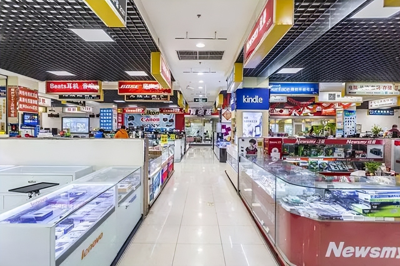 华南最大电脑城倒闭了,电脑城为何不行了