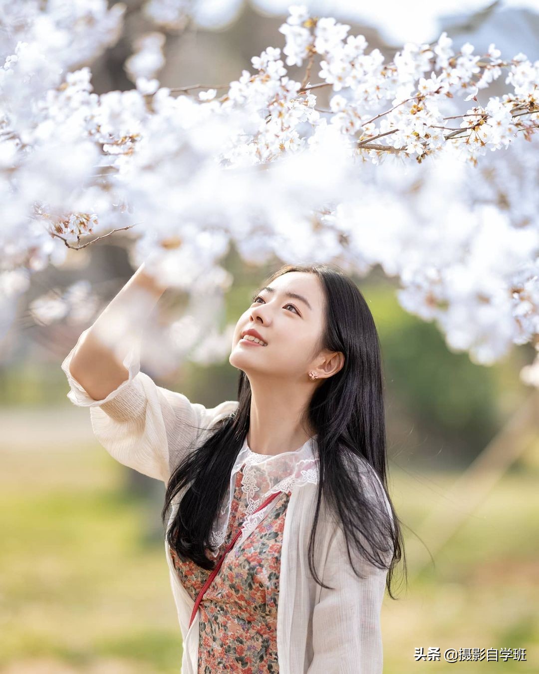 照相机拍照好看的技巧,夏季照相机拍照姿势大全