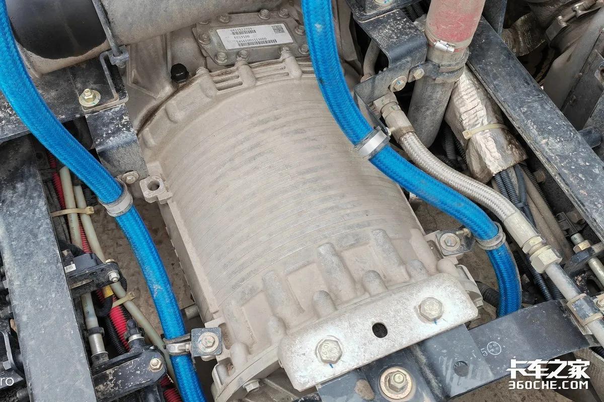 陕汽x3000低顶版,陕汽德龙新款x3000起步几档最快