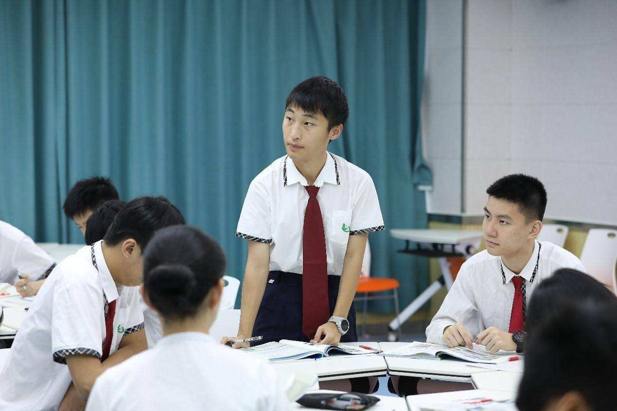 考试也能追星？试卷中出现“明星题”，学生们反应各不相同