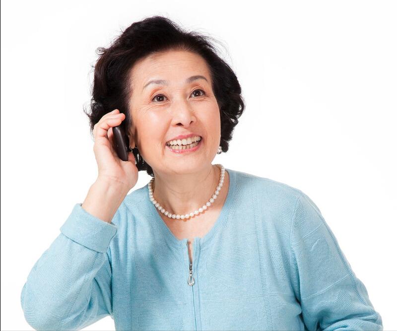 老年人选智能手机哪款好,中国电信老年人套餐哪种最划算