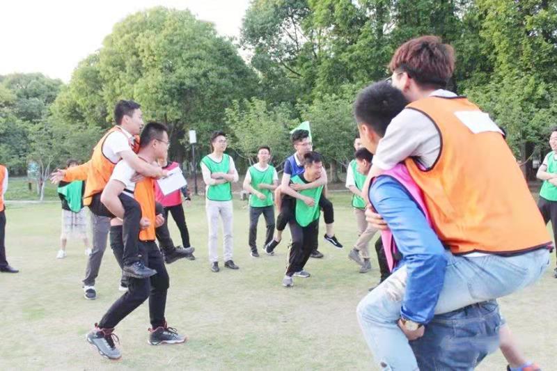 值得去的团建拓展推荐,团建最火的十个优雅项目