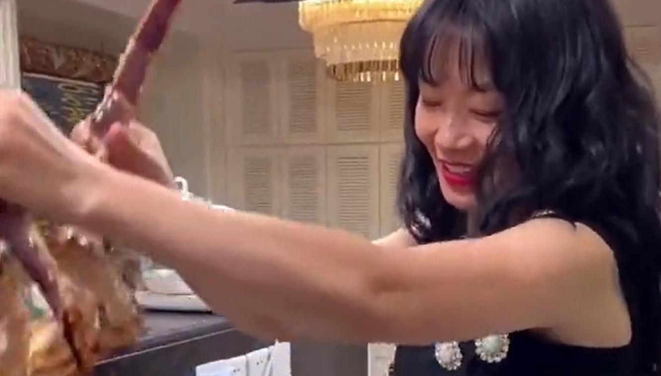 cici888与赌王三太啥关系,cici888是赌王三太的侄女吗