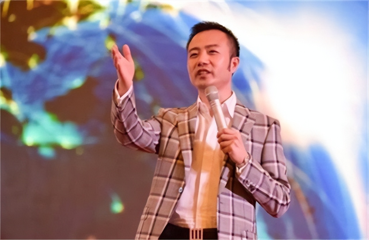 俞凌雄资助学生,俞凌雄成长全过程