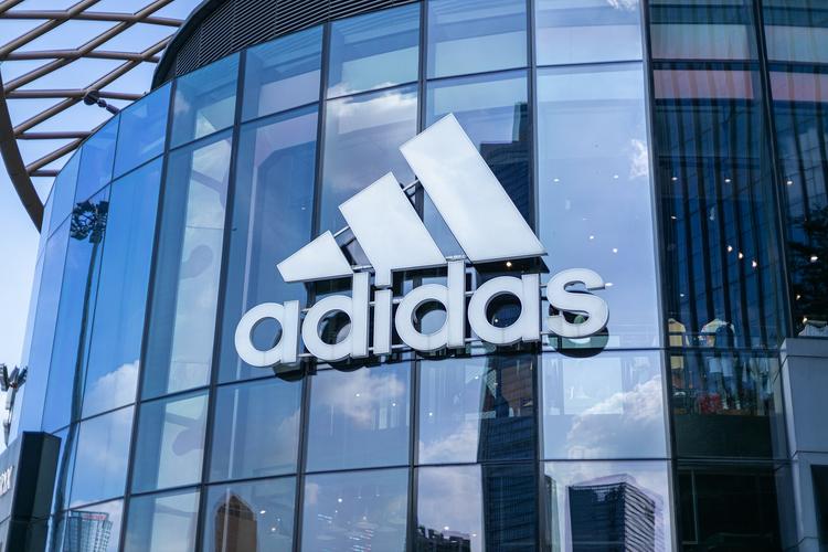 全球运动鞋品牌排行榜前十名图片,全球前10名运动鞋品牌