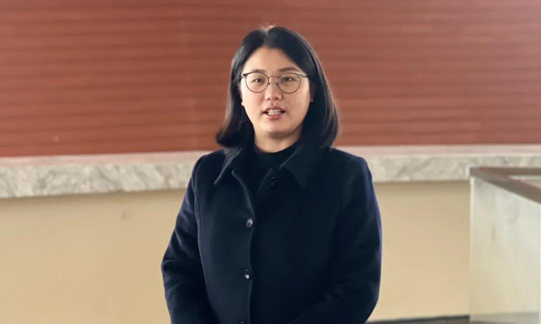 徐州市农商银行走进政风行风热线,就相关问题现场为市民解答