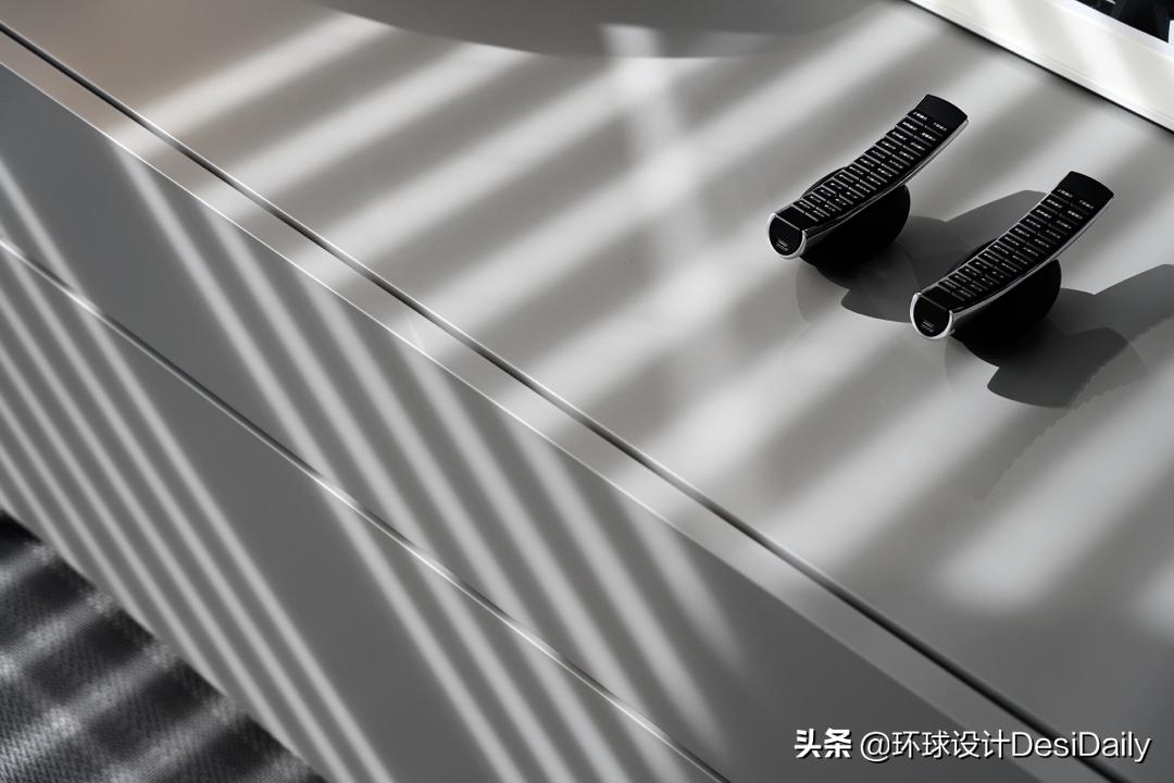 鍙ゆ湪瀛愭湀,鍙ゆ湪瀛愭湀浣滃搧