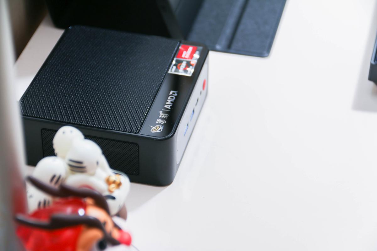 传统电脑歇菜？千元迷你主机能办公娱乐还能黑苹果，零刻SER5体验