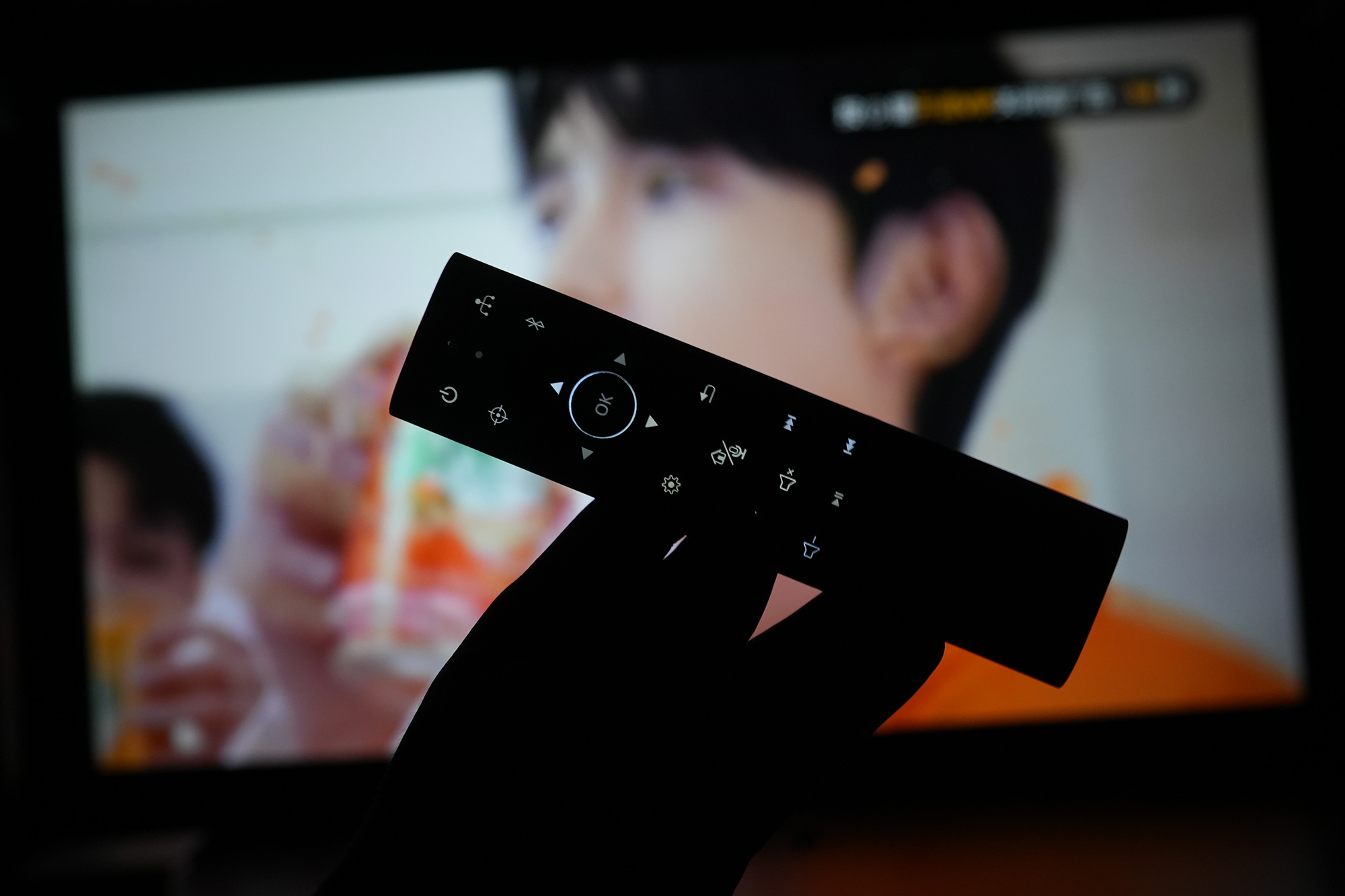 4k大芯片投影仪推荐,优派最新三色led投影tx500k