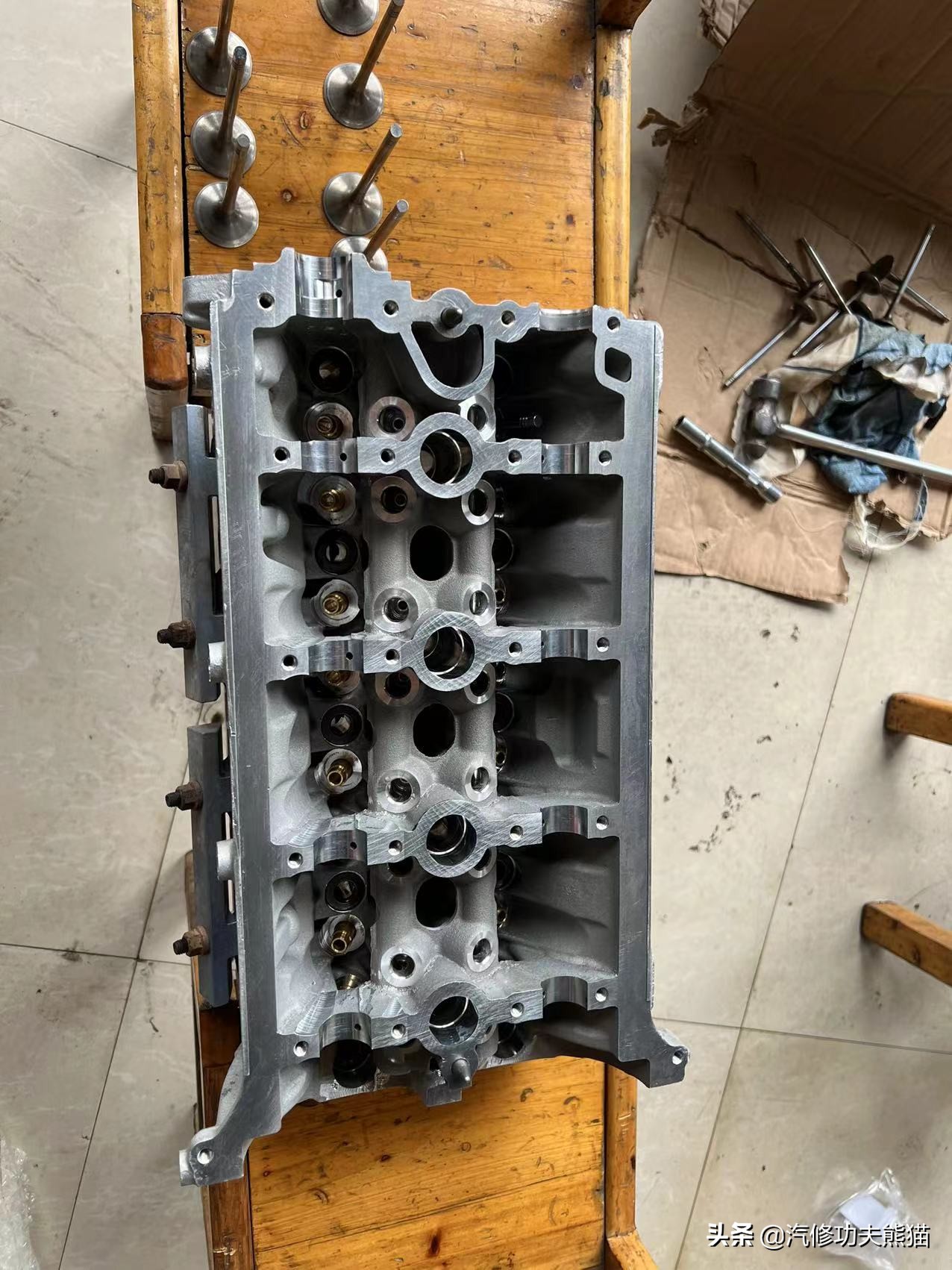 严谨的德国工人钣金修复,严谨的德国师傅修复事故车