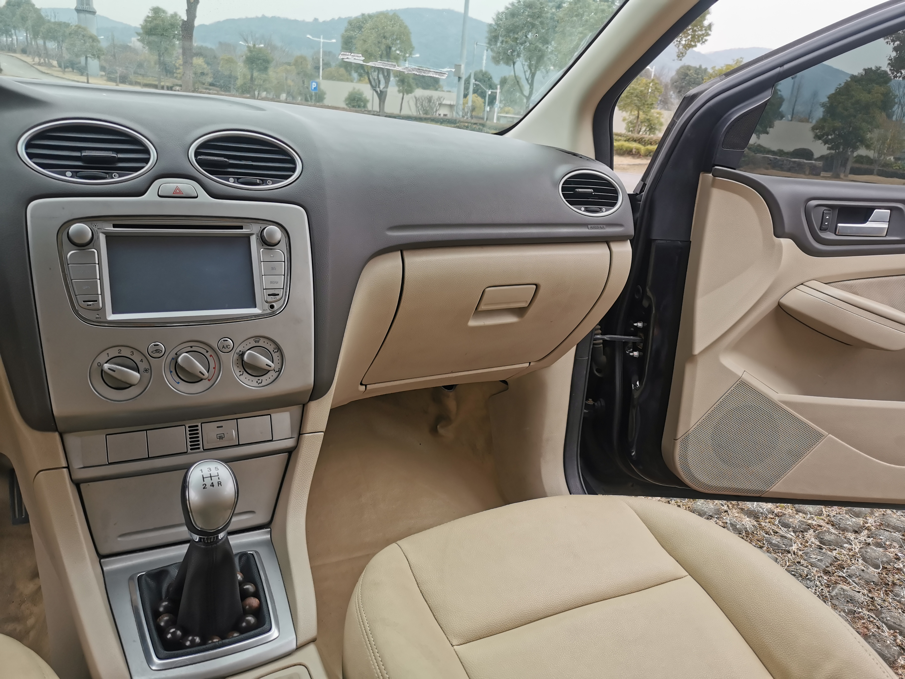 一万多新款福克斯,一万多福特福克斯自动挡