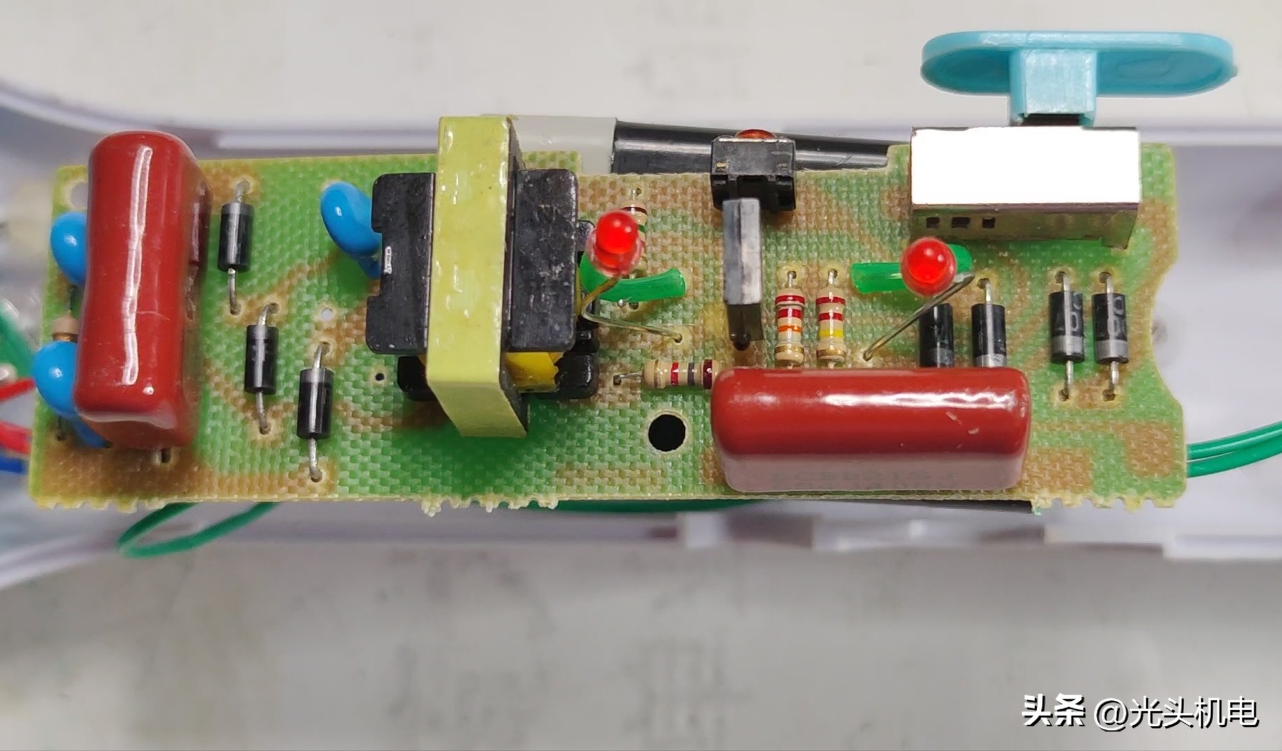 电蚊拍不耐用怎么修复,电蚊拍坏了怎么修复啊