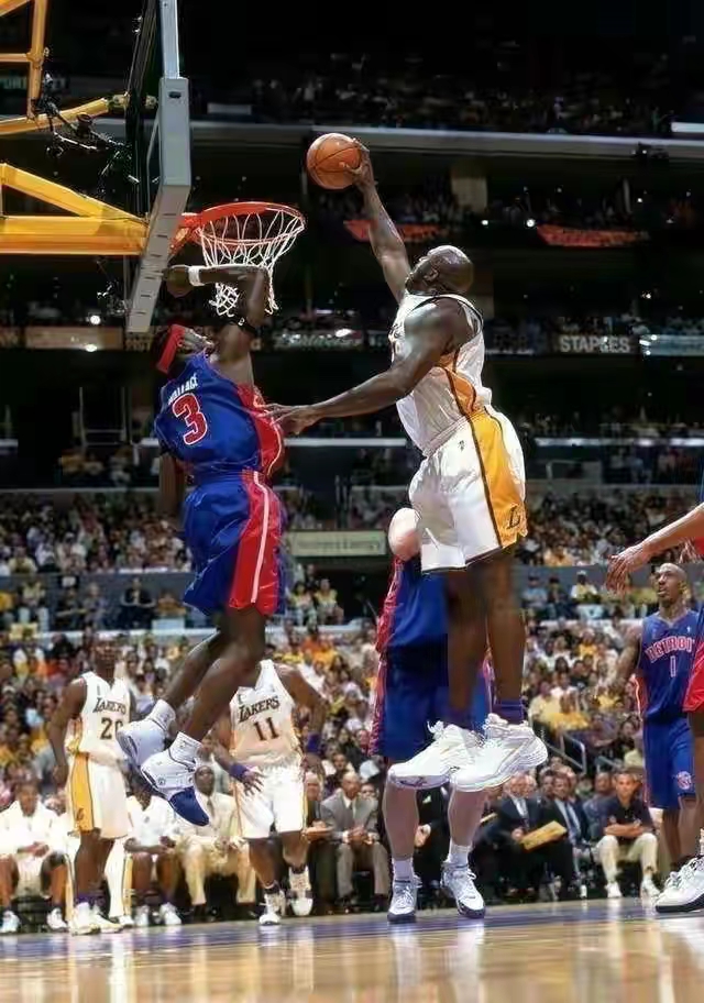 库里总决赛赢了詹姆斯几次,总决赛詹姆斯被杜兰特打爆