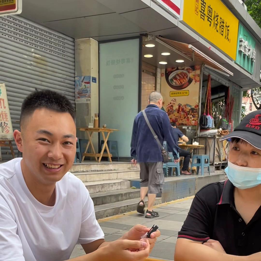 面馆你所不知道的暴利,一天卖2000的面馆几个人