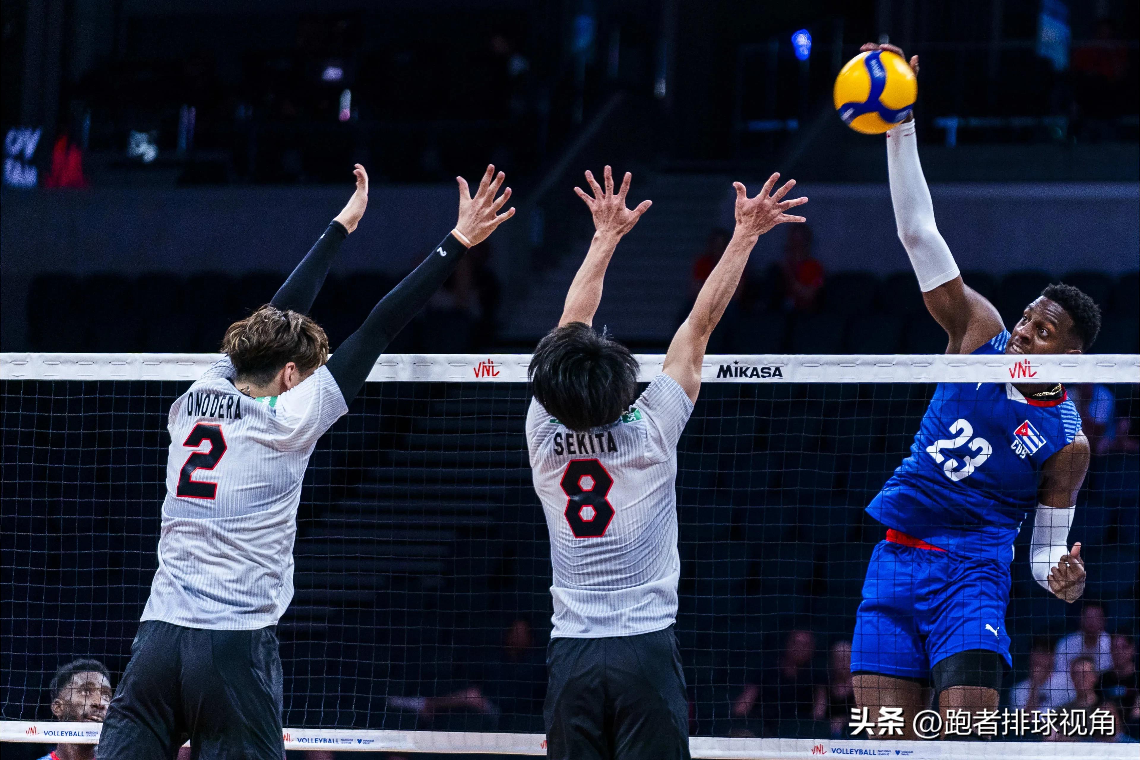 日本男排夺得季军,日本男排5战4胜升入前三