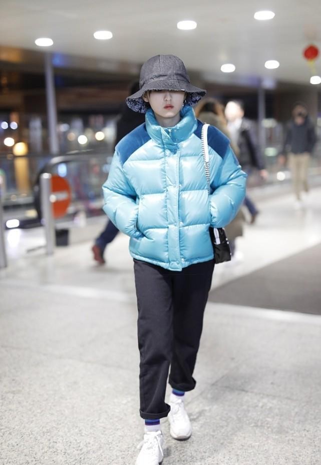 张子枫立领,张子枫香奈儿外套