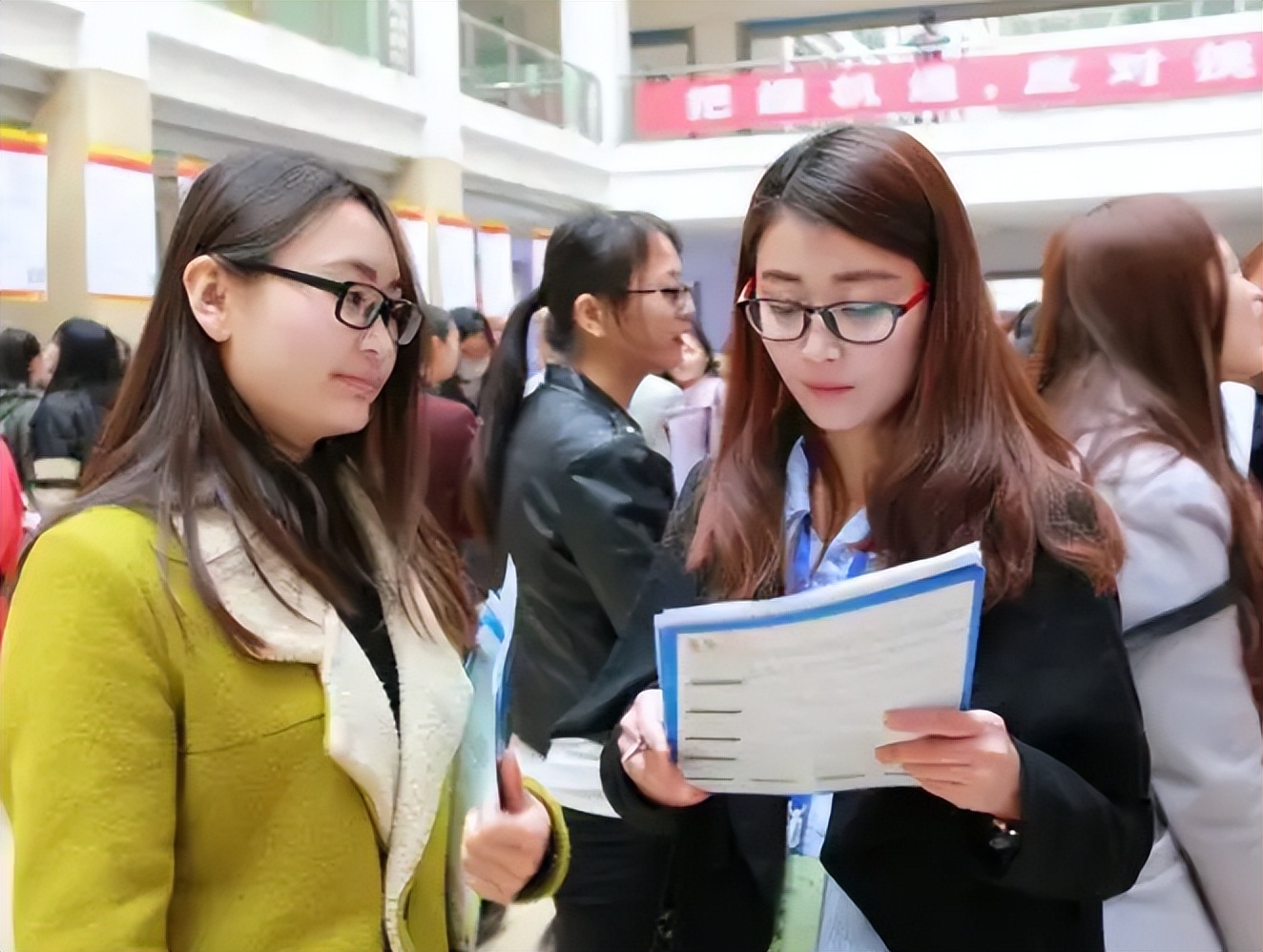 要不要告诉大学生就业残酷现实,如果不上大学会怎样