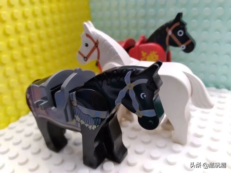 乐高正版马匹和盗版马匹的区别,乐高马匹运输车