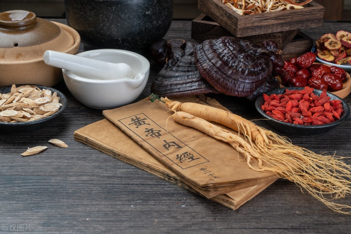 脚冰凉是气血不通吗,气血不足会引起手脚冰凉发麻吗