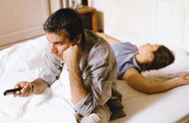 老婆总是刷小视频,女朋友老是被小视频误导