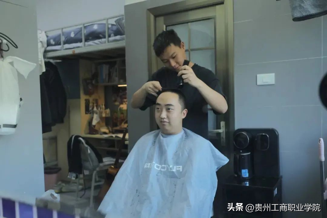 鍋ヨ韩鏁欑粌tony鑰佸笀,鍋ヨ韩tony鑰佸笀