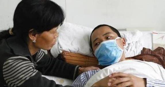 当年卖肾换苹果的男孩还在吗,当年卖肾换苹果小伙去世