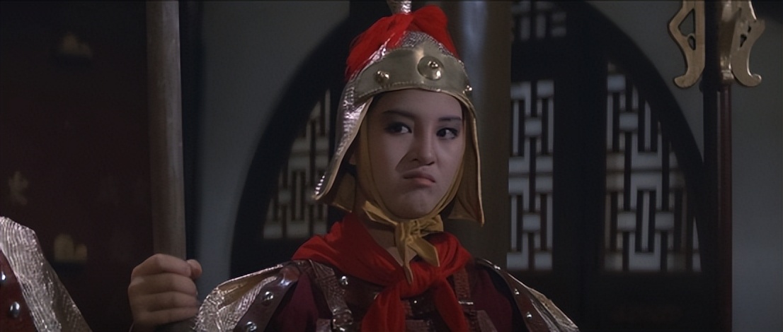 古代武侠小伙在山洞吃草练武功,武侠男子在山洞中修炼内功