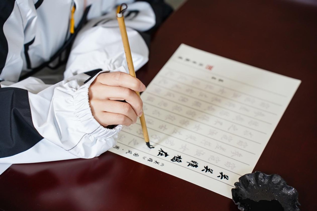 璇楁搸涓囬噷鐨撴瀬涓浗,璇楁搸