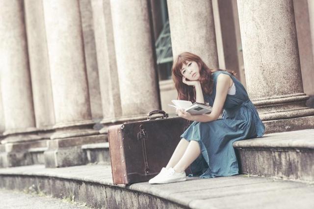 不悔过去不惧将来作文,不悔过往不畏余生