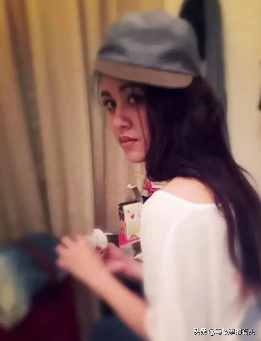 重庆小伙娶迪拜媳妇，生3娃，创业15年逆袭成功，把父亲接到迪拜