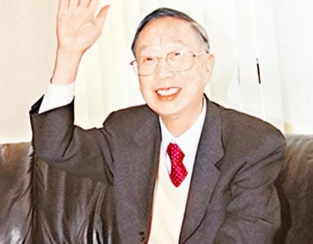 一举败光400亿!香港的百亿败家子，为何仍是商业帝国的接班人?