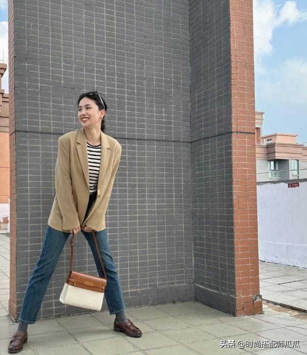 什么鞋子好看又百搭女款乐福鞋,显脚小的秋冬乐福鞋